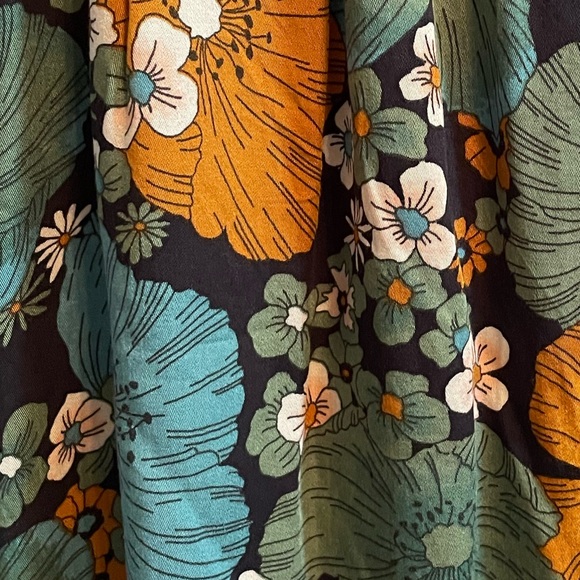 Luvely Daze Volcom Dress - Picture 4 of 6